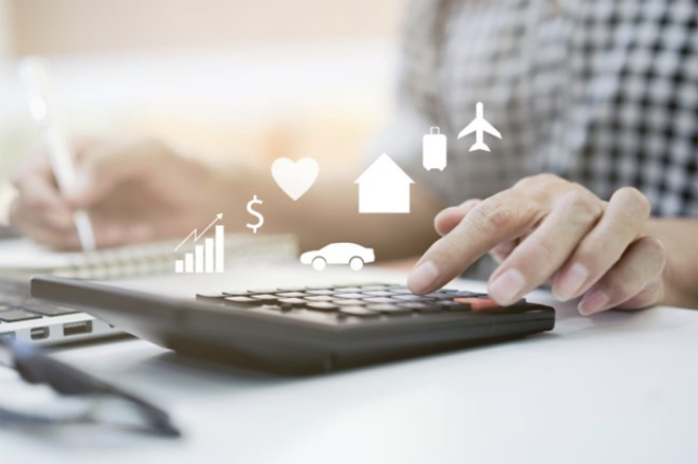 お金を考えるきっかけをつくる「マネーキャリア」の提携代理店に掲載されました。